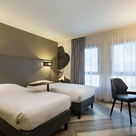 Ibis Styles Nice Centre Port Esterno foto