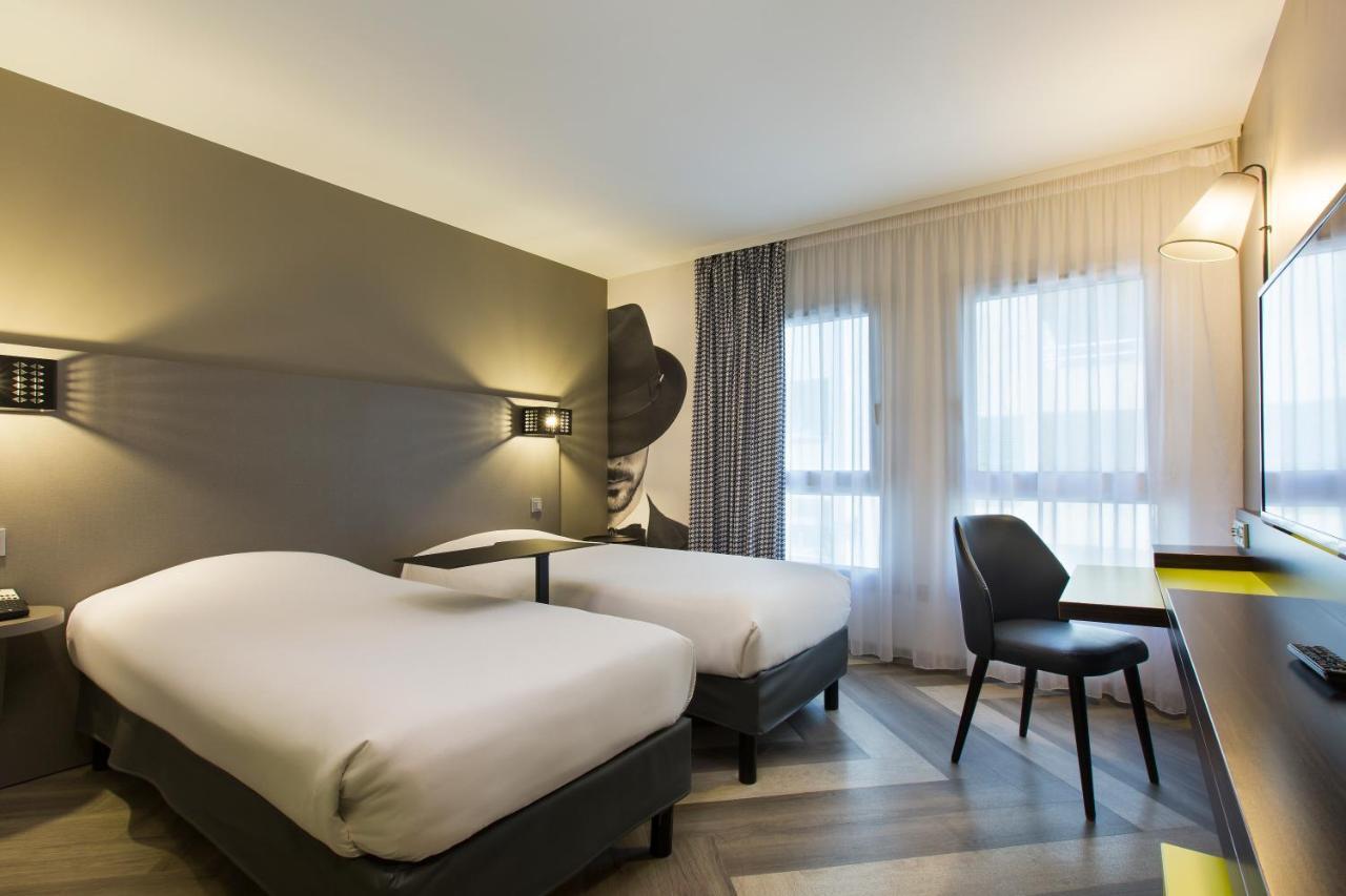Ibis Styles Nice Centre Port Esterno foto