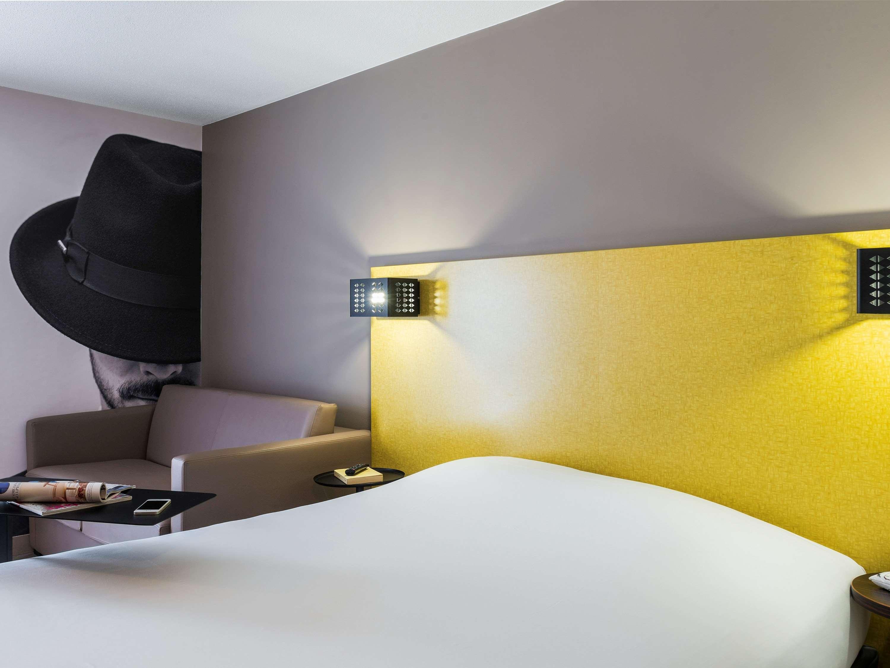 Ibis Styles Nice Centre Port Esterno foto