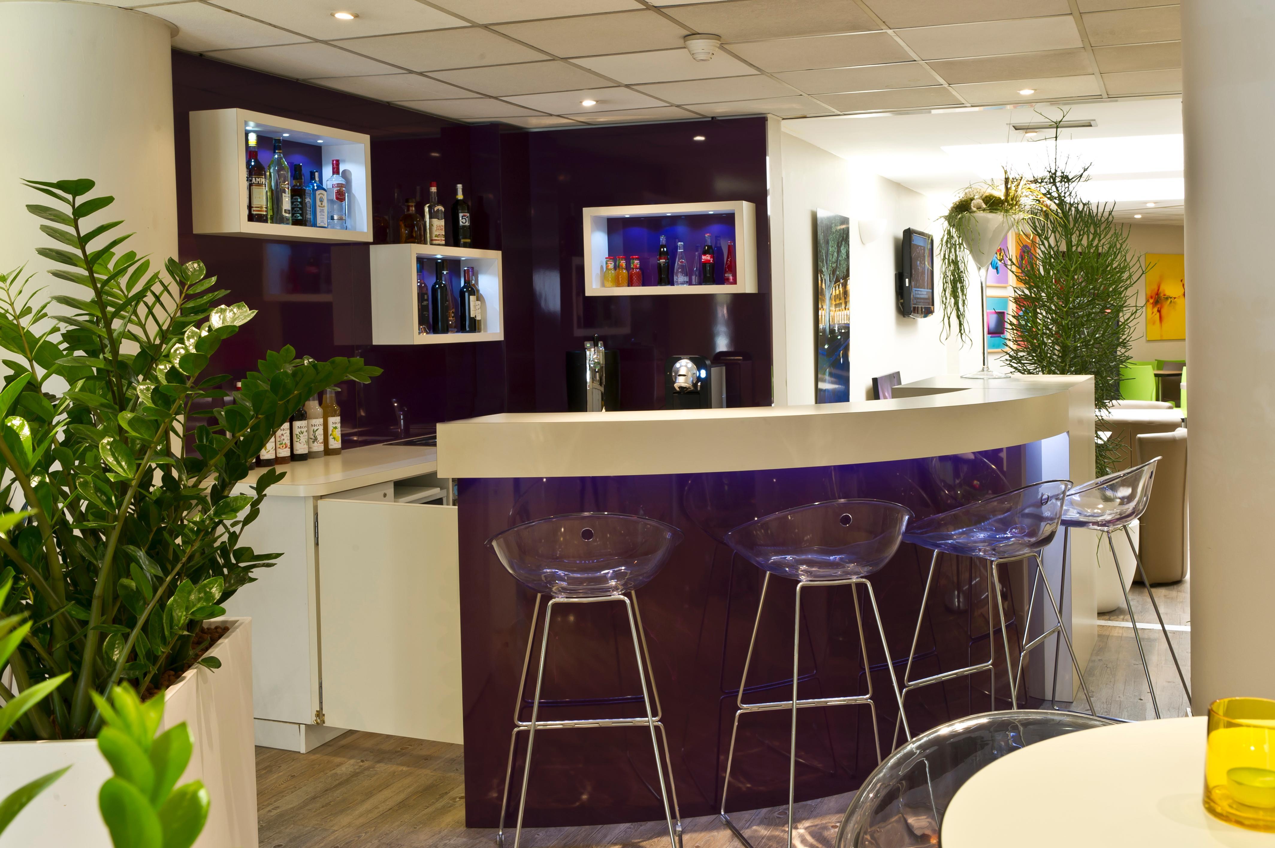 Ibis Styles Nice Centre Port Esterno foto