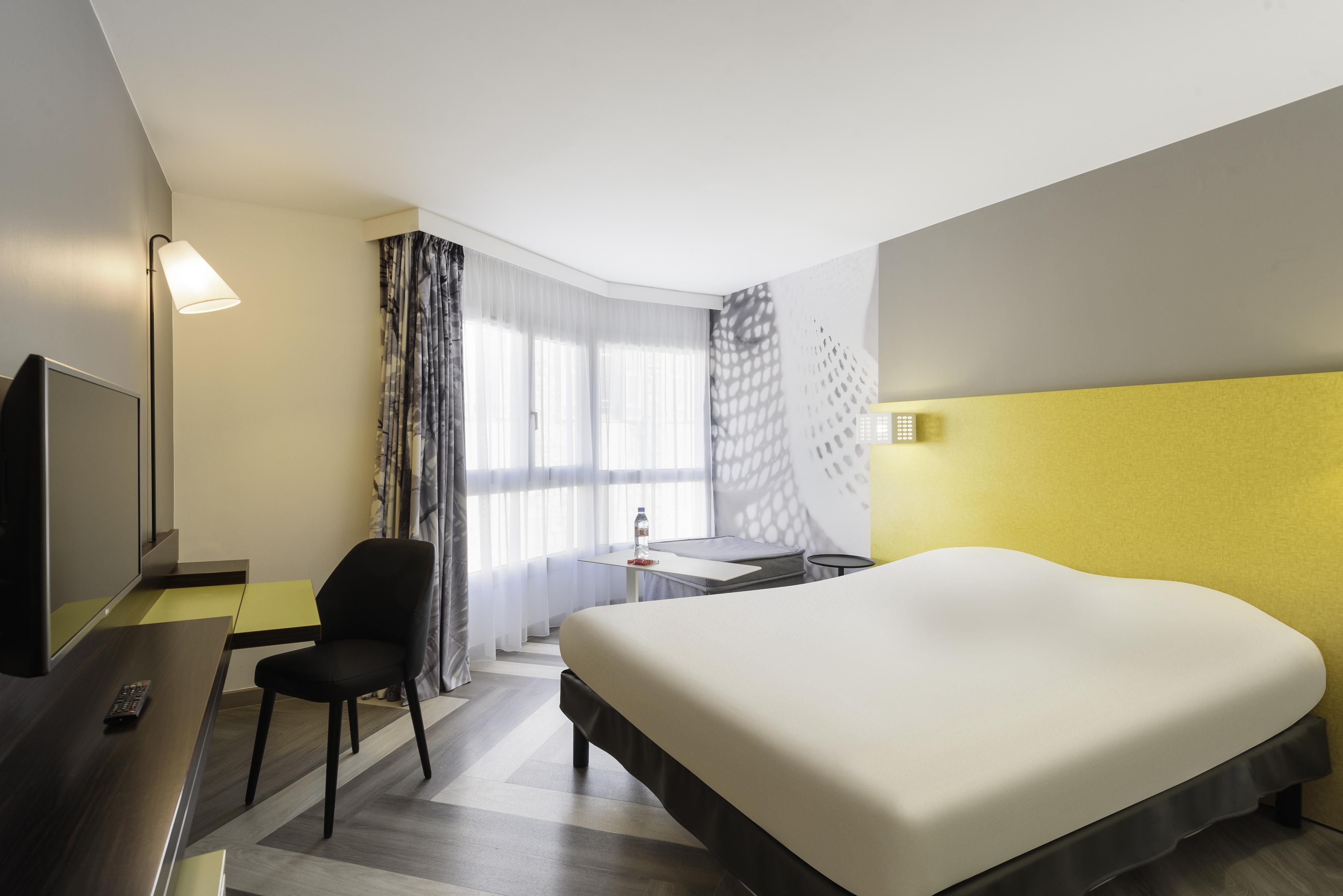 Ibis Styles Nice Centre Port Esterno foto
