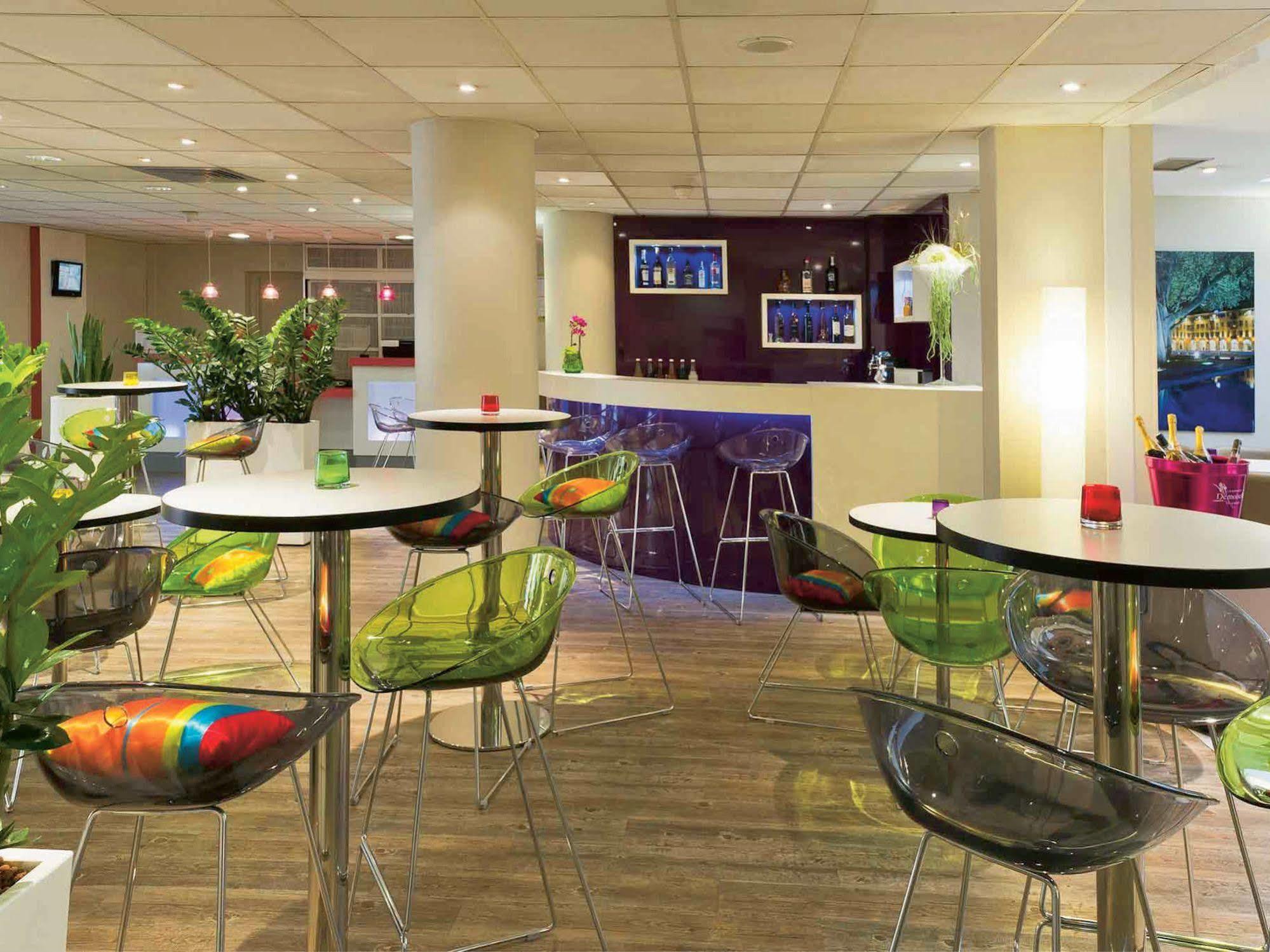 Ibis Styles Nice Centre Port Esterno foto