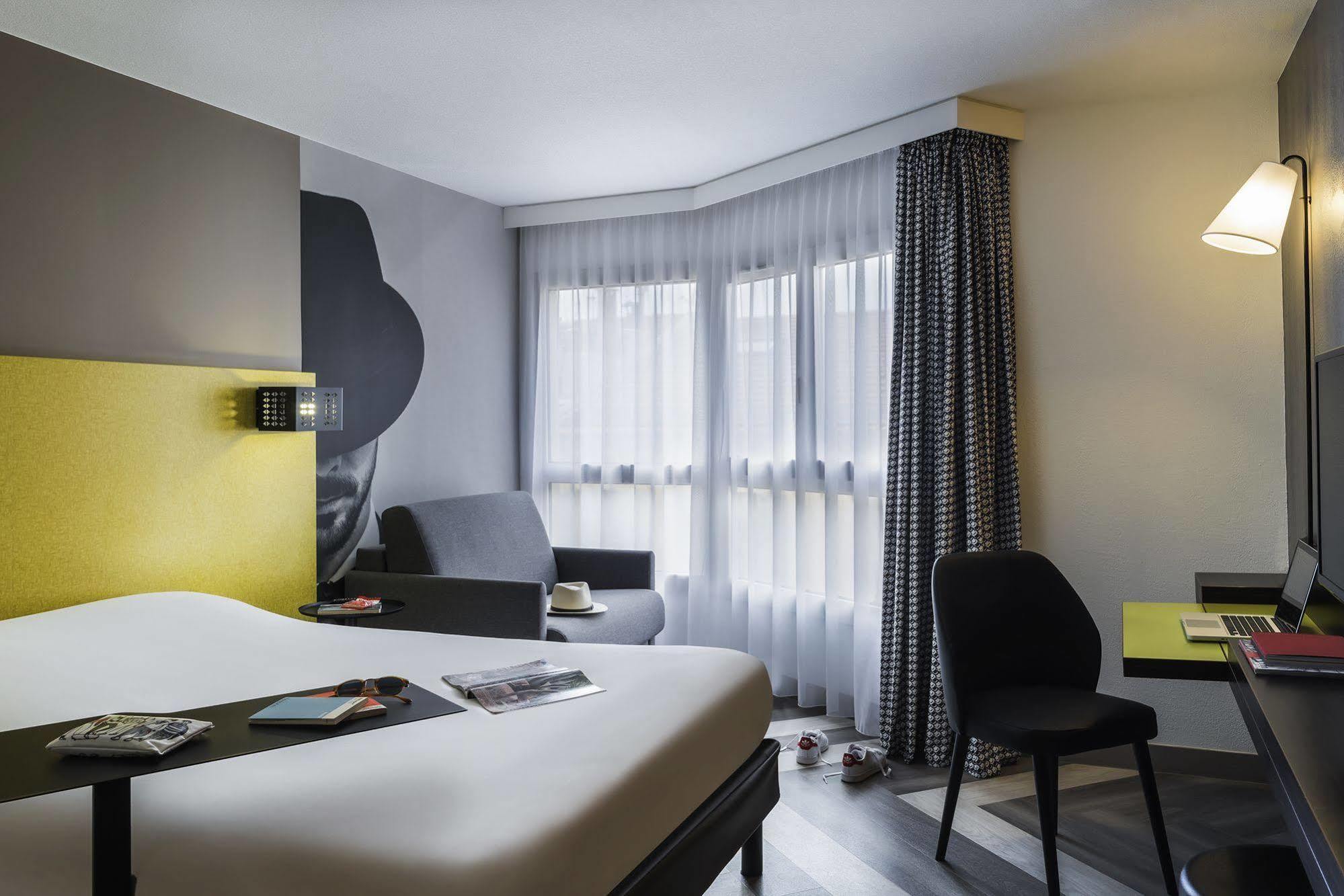 Ibis Styles Nice Centre Port Esterno foto